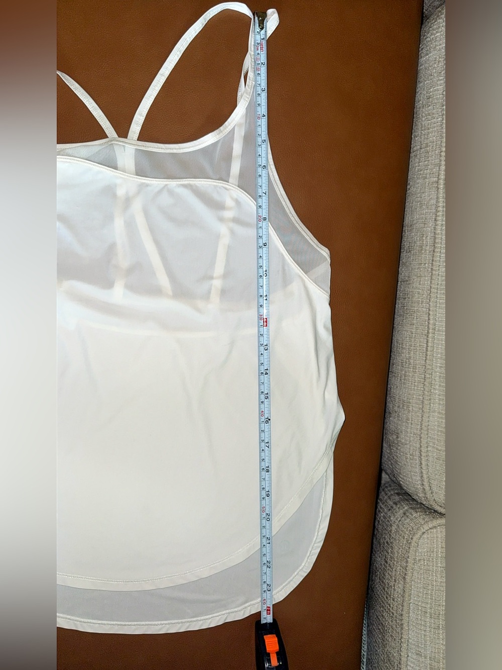 Pristine excellent Lululemon anew singlet in white Size: 6 - Picture 10 of 10